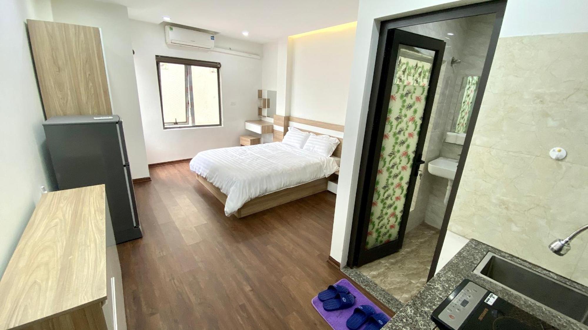 Era Apartment Ham Long Hanoi Buitenkant foto
