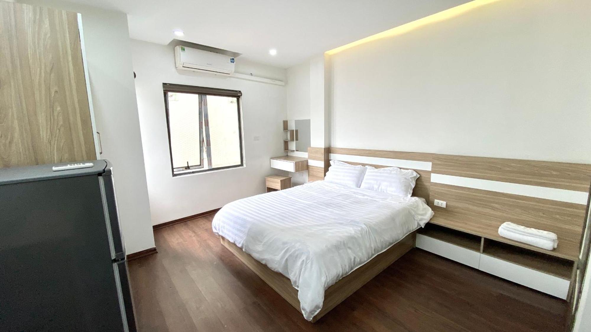 Era Apartment Ham Long Hanoi Buitenkant foto