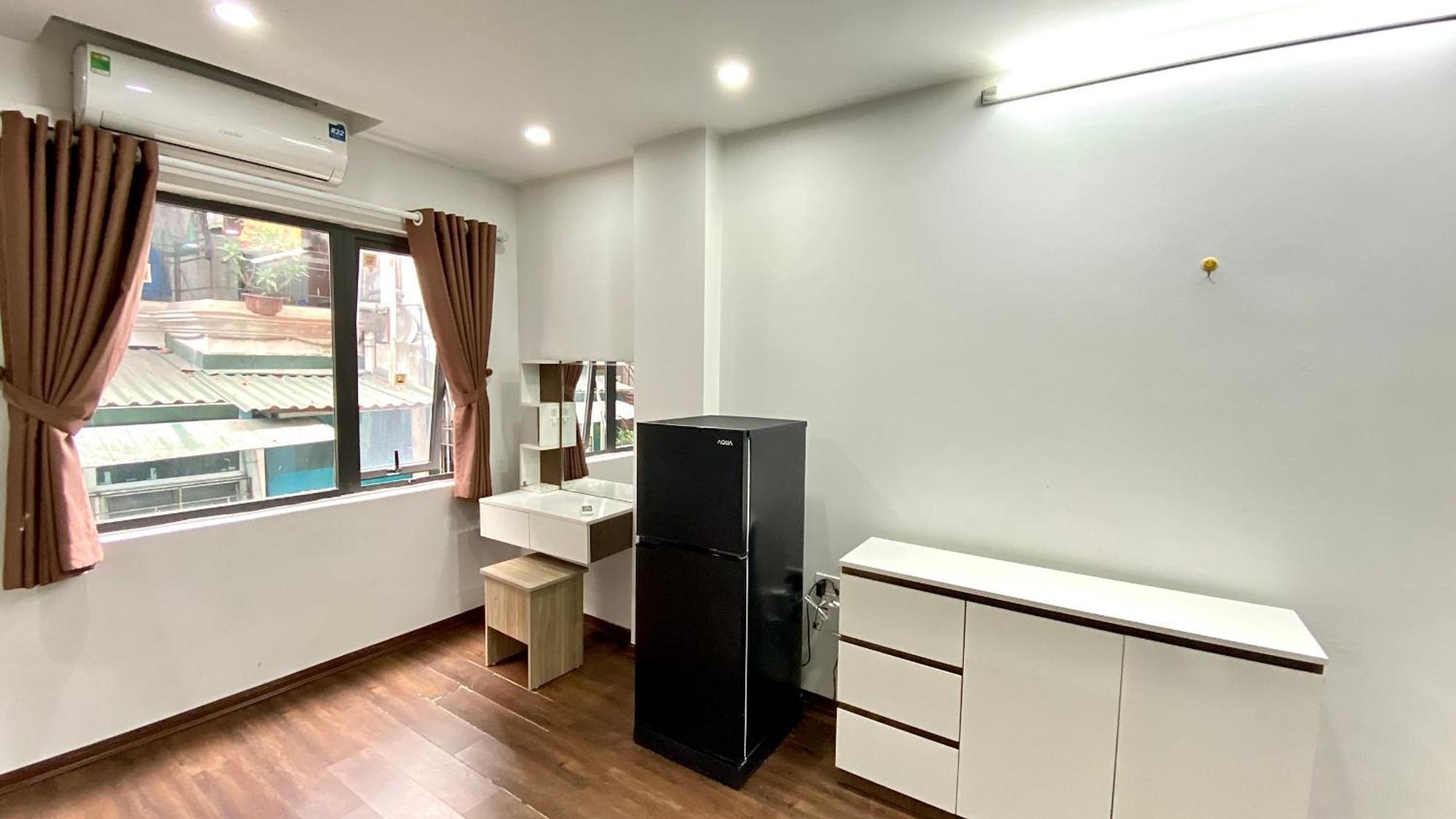 Era Apartment Ham Long Hanoi Buitenkant foto